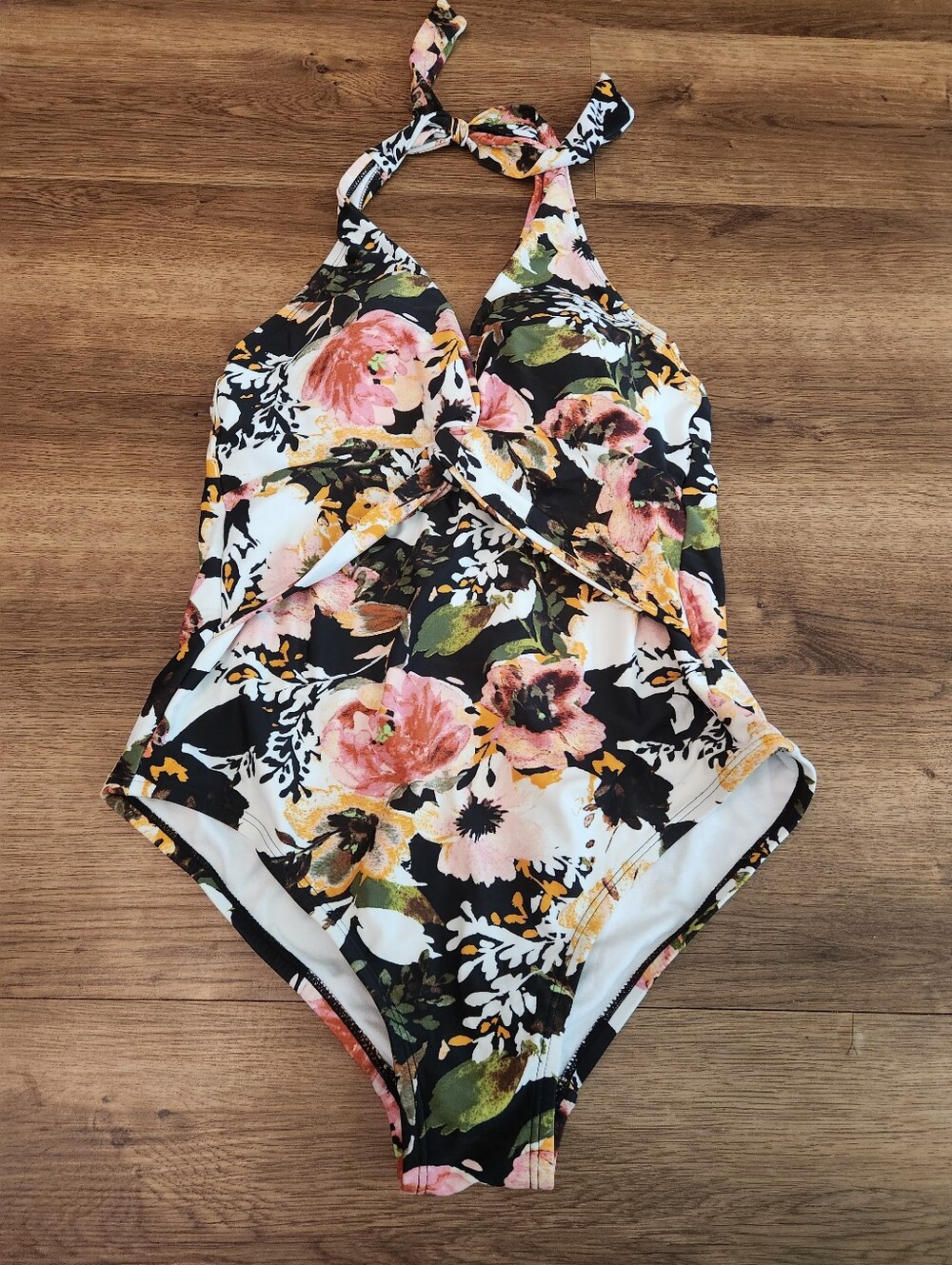 Kona Sol Twist Halter Floral One-piece Swimsuit Size Medium